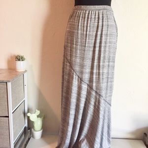 🍒 5/$20 Long Gray Stretchy Maxi Skirt
